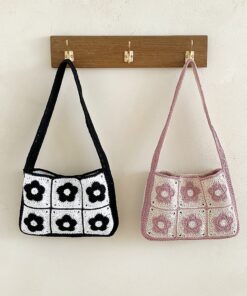 Túi Đeo Vai Hoạ Tiết Hoa QYMI – Phong Cách Retro, Handmade (2 Màu Đen Trắng & Hồng Trắng Vintage)